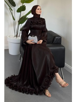 Merven Akyüz Maryam Altı ve Göğüs Kısmı Fırfırlı Janjan Abiye Acı Kahve