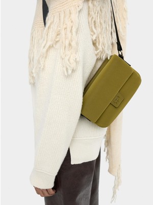 Parfois Yumuşak Dokulu Kapaklı Çapraz Çanta
