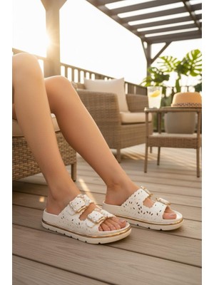 Akınalbella Kadın Taşlı Tokalı ve Altın Şeritli Rahat Taban Günlük Terlik