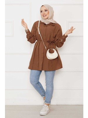 Asm Boydan Gizli Düğmeli Pile Detaylı Tesettür Gömlek Taba