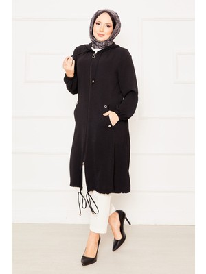 SVS Kapüşonlu Kolları Lastikli Tesettür Kap Siyah