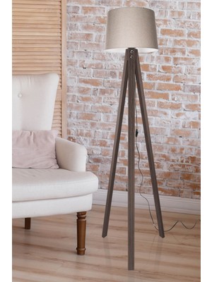 Normadia Modern Ceviz Ayaklı Kum Beji Şapka Lambader ile Şık Aydınlatma