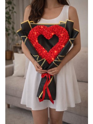 Salish Kalp Şeklinde Kırmızı Gül Buketi LED Işıklı | Dekoratif Sevgililer Günü Hediyesi