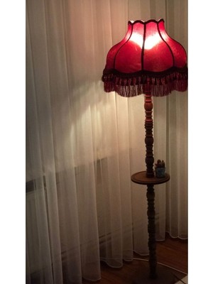 Normadia Bordo Vintage Lambader ile Şık ve Sıcak Yaşam Alanları Yaratın