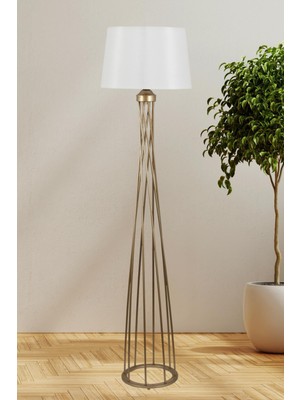 Normadia Burgulu Eskitme Metal Lambader, Krem Konik Şapka, Oturma ve Yatak Odası Dekoru