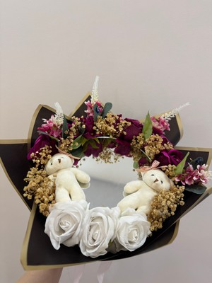 Kamira Gerçek Aynalı Özel Tasarım Ayıcıklı Buket – Sevgiliye, Söz & Nişan Hediyesi