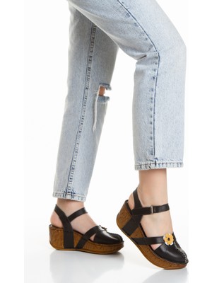 Ender Iç Dış Hakiki Deri Dolgu Taban Önü Kapalı Kadın Sandalet