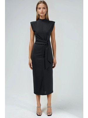 Hiccup Kadın Busem Dik Yaka Bağlama Detaylı Midi Elbise Siyah