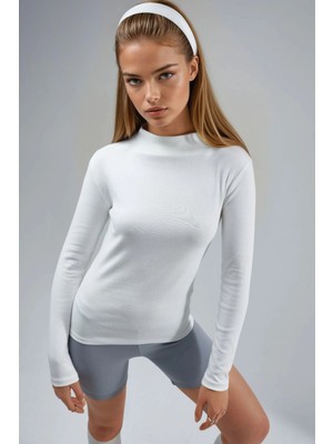 Hiccup Kadın Busem Slim Fit Yarım Balıkçı Yaka Bluz Beyaz