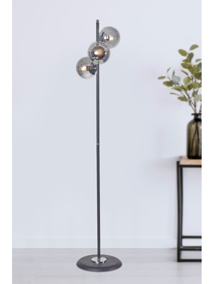 Normadia Şık Siyah Metal ve Füme Camlı Yerden Aydınlatma Lambaderi