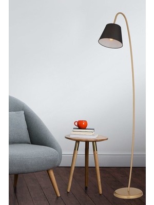 Normadia Eskitme Şapkalı Ayaklı Retro Metal Abajur, Şıklık ve Sıcaklık Sağlar