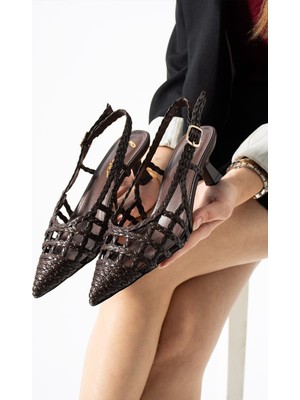 Best Cover Arvıa Kadın Sivri Burun Slingback Örgü Detaylı Ince Topuklu Ayakkabı