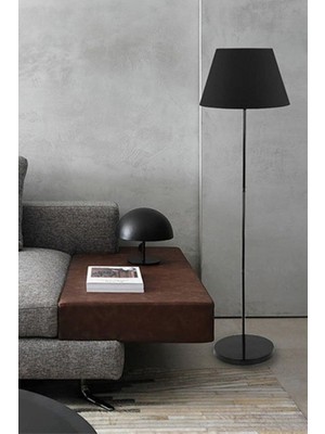 Normadia Siyah Lambader Metal Ayak Modern Abajur, Şık ve Fonksiyonel Aydınlatma
