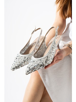 Best Cover Arıya Kadın Gold Sivri Burun Slingback Pul Payet Detaylı Ince Topuklu Ayakkabı