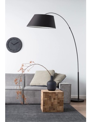 Normadia Modern Deve Boynu Tasarımlı Şık ve Aydınlatıcı Lambader