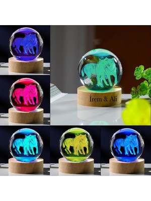 Keyfim Shop Kişiye Özel Büyük Boy Işıklı Ahşap Kaideli Ikili Kurt Temalı Cam Küre 8cm
