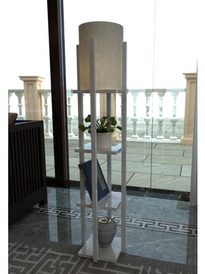 Normadia Şık Beyaz Raflı Lambader ile Evinize Sıcaklık Katın