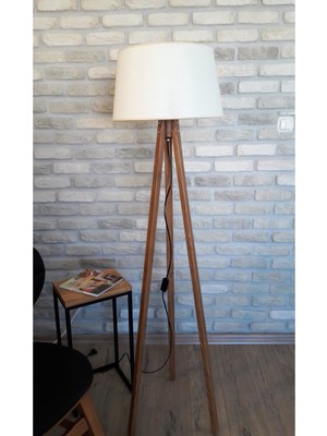 Normadia Şık Ahşap Düğmeli Masif Lambader, Kemik Keten ve Ceviz Ayaklı