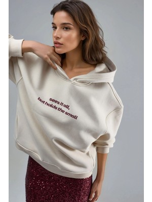 Hiccup Kadınlar BUSEM Baskılı Kapüşonlu Uzun Kollu Sweatshirt Taş Doğal
