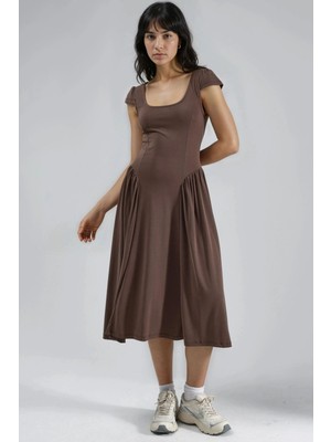 Hiccup Kadın Busem Panelli Örme Midi Elbise Kahve Kahvesi