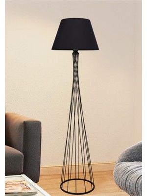 Normadia Şık Siyah Metal Lüx Konik Başlıklı Lambader, Modern ve Zarif Aydınlatma