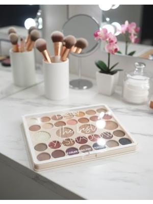 Hayal Çanta The Best Eyeshadow 32'li Far ve Aydınlatıcı Paleti