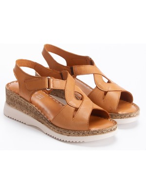Ender Iç Dış %100 Hakiki Deri Dolgu Taban Kadın Sandalet
