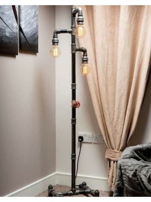 Normadia Şık ve Modern Salon Aydınlatma Lambaderi, Zarif Tasarım ve Kaliteli Malzeme