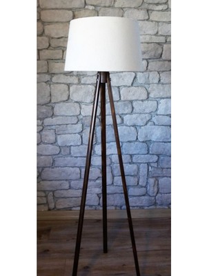 Normadia Şık Masif 3 Ayaklı Tripod Lambader, Modern ve Sıcak Atmosfer Yaratır