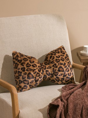 Lc Waikiki Yeni Sezon Fiyonk Görünümlü Kırlent 40 cm