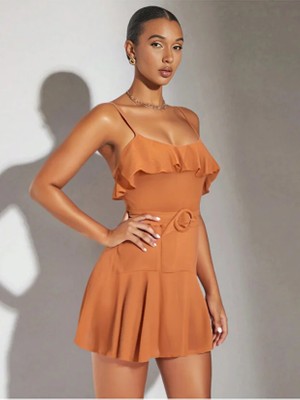 Fashion Cocktail Soft Yumuşak Ince Saten Fırfırlı Kemerli Şortlu Tulum Sütlü Kahve