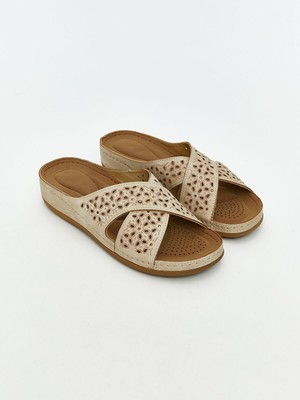 Lc Waikiki Yeni Sezon Deri Görünümlü Kadın Terlik