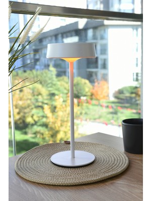 Normadia Güneş Enerjili Su Geçirmez Şarjlı Masa Lambası, Bahçe Abajuru, 3 Renkli Işık