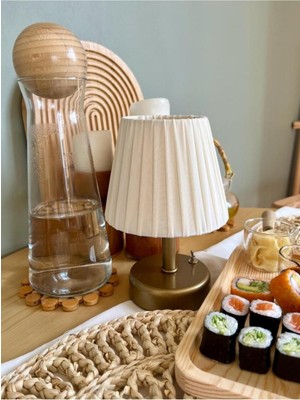 Normadia Şık Osmanlı Ipeği Pileli Kablosuz Masa Lambası Alt Eskitme Gold LED