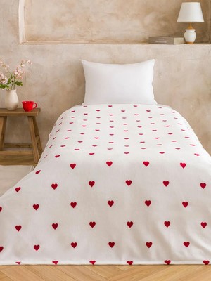 LC Waikiki Kırmızı Kalp Baskılı Tek Kişilik Battaniye  (S6)