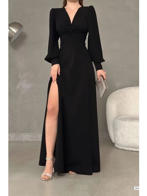 Ezraa Siyah Askılı Yırtmaçlı Düz Elbise