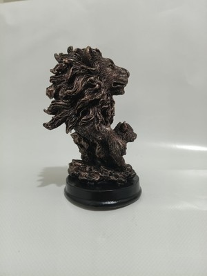 Tahtakale Polyester Antik Bronz Aslan Büstü – Güç ve Liderlik Temalı Dekoratif Biblo