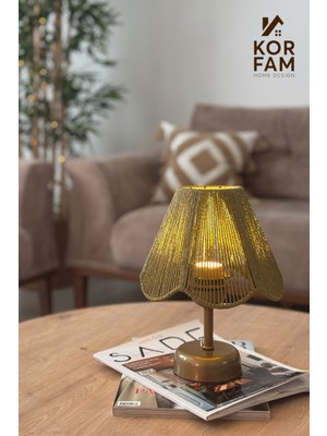 Normadia Retro Tarz Pilli Masa Lambası, Metal Gövde, LED Gün Işığı Aydınlatma