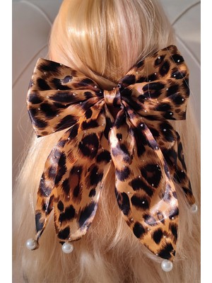 Leopar Desenli Inci Detaylı Fiyonk Toka