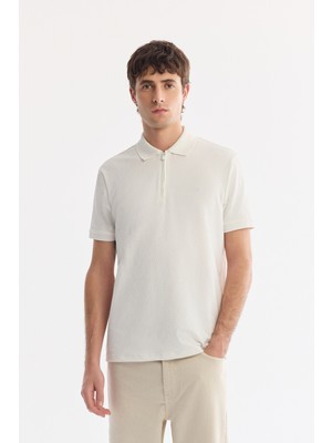 AVVA Erkek Ekru Kıvrılmaz Polo Yaka Fermuarlı Regular Fit T-Shirt A61Y1009