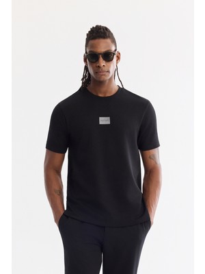 AVVA Erkek Siyah Bisiklet Yaka Hologram   Baskılı İnterlok T-Shirt A61Y1059