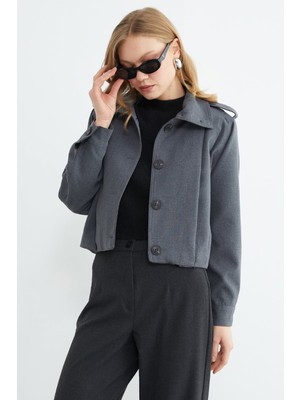 FullaModa Düğmeli Gömlek Yaka Pileli Trençkot