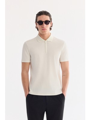 AVVA Erkek Ekru Fermuarlı Polo Yaka Jakarlı T-Shirt A61Y1038