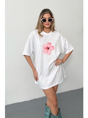 Giysa Kadın Bisiklet Yaka Lotus Baskılı Oversize T-Shirt Beyaz - 26Y 26502