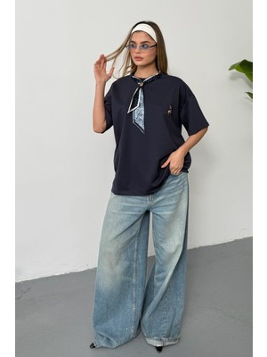 Giysa Kadın Fular Aksesuarlı Nakış Detaylı 2ip T-Shirt Lacivert - 26Y 26602