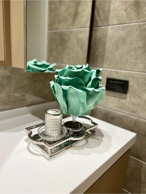 Normadia Su Yeşili Eva Gül Tasarım Kablosuz Masa Lambası, Şık ve Fonksiyonel Aydınlatma