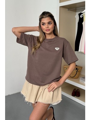 Giysa Kadın Bisiklet Yaka Aksesuar Detaylı 2ip T-Shirt Açık Kahverengi - 26Y 26607