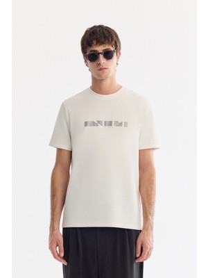 AVVA Erkek Ekru Bisiklet Yaka Baskılı İnterlok Regular Fit T-Shirt A61Y1061