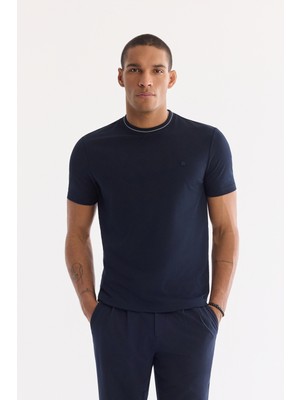 AVVA Erkek Lacivert Bisiklet Yaka Kolay Ütülenen Regular Fit T-Shirt A61Y1034