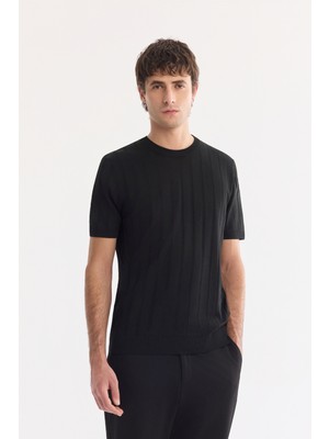 AVVA Erkek Siyah Bisiklet Yaka Kolay Ütülenen Kırışmaz Regular Fit Triko T-shirt A61Y5026